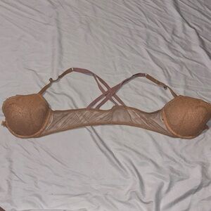 Victoria secret lightly line with  underwire front clips racer back